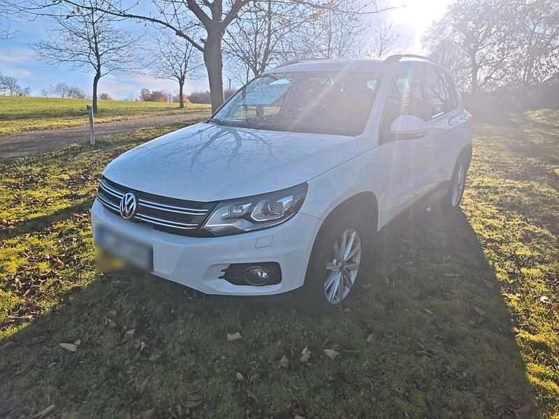 Gebraucht VW Tiguan 140 PS (102 kW) 2012 Weiß SUV