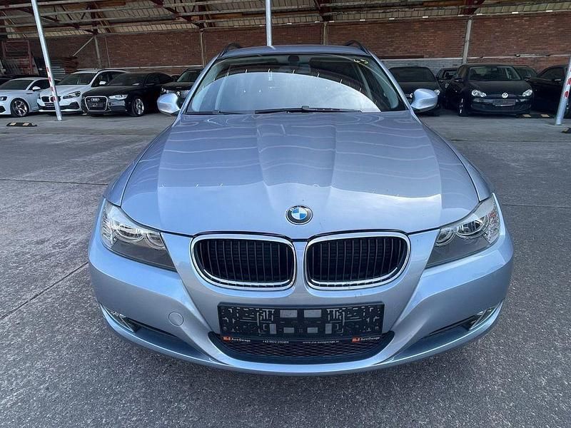 Gebraucht BMW 316 Advantage 122 PS (89 kW) 2009 Blau Kombi