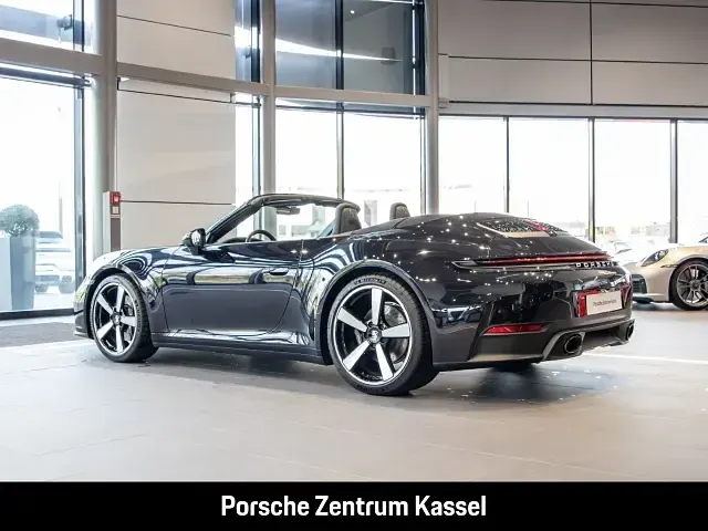 Gebraucht Porsche 911 Carrera Cabriolet 394 PS (289 kW) 2026 Schwarz Cabrio