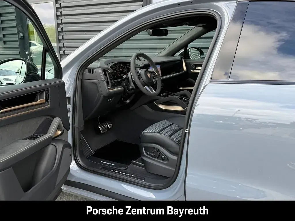 Gebraucht Porsche Cayenne Coupe GTS 500 PS (367 kW) 2026 Grau SUV