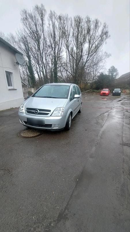 Second-hand Opel Corsa 90 CP (66 kW) 2004 Gri Hatchback