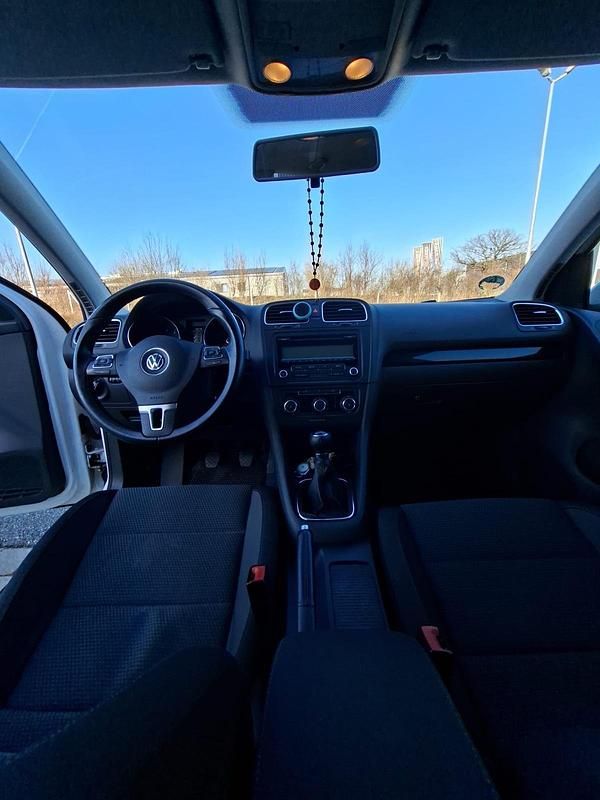 Gebraucht VW Golf V 122 PS (89 kW) 2009 Weiß Kombi