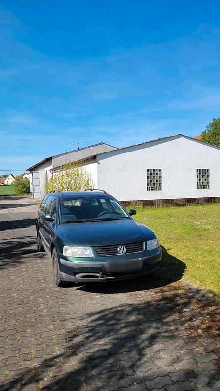 Second-hand VW Passat 101 CP (74 kW) 1998 Verde Break