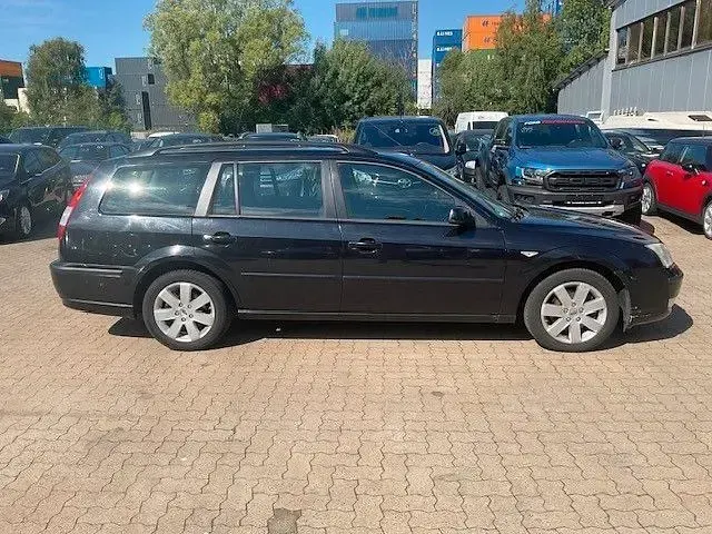 Gebraucht Ford Mondeo Futura 145 PS (106 kW) 2006 Schwarz Limousine