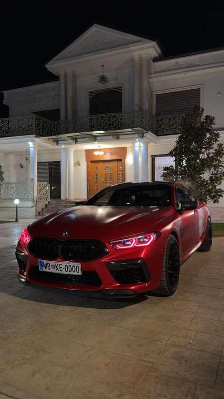 Grau Gebraucht 2021 BMW M8 Competition Edition Coupé | 89.900 € - Bild 1/4