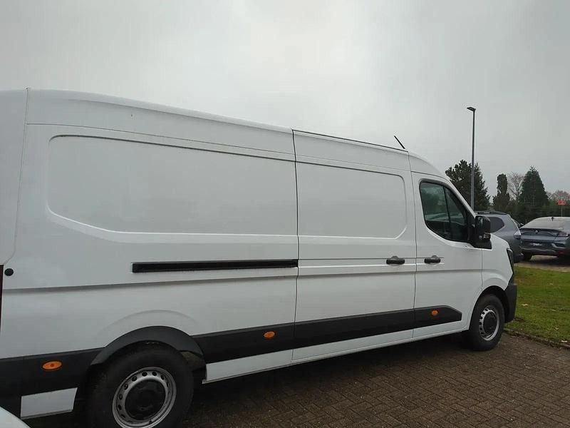 Gebraucht Renault Master 110 PS (80 kW) 2024 Weiß Van