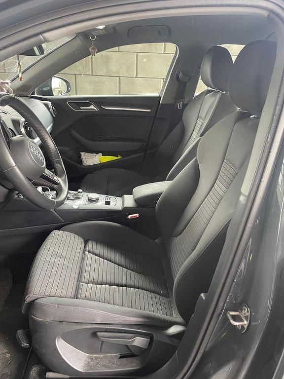 Gebraucht Audi A3 Ambiente 204 PS (150 kW) 2020 Grau Limousine