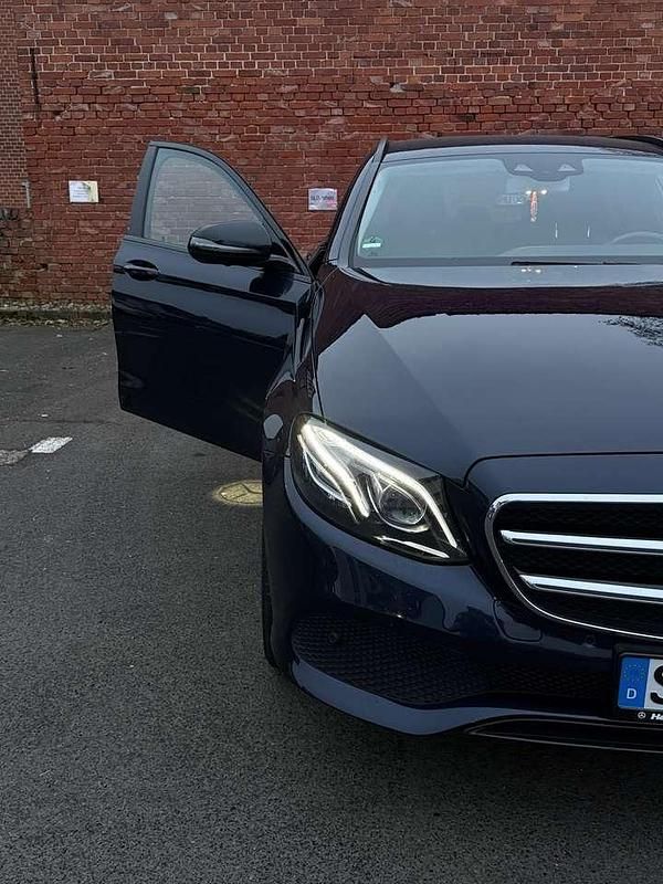 Gebraucht 2020 Mercedes E300 Exclusive Kombi | 22.500 € (Fairer Preis) - Bild 1/4