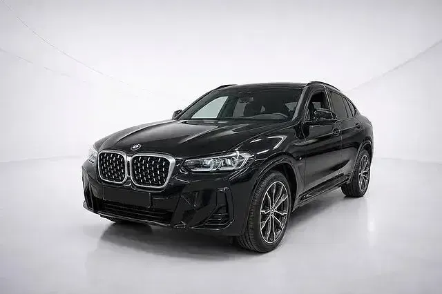 Gebraucht BMW X4 M Sport 245 PS (180 kW) 2025 Schwarz SUV