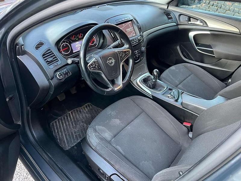 Gebraucht Opel Insignia Edition 120 PS (88 kW) 2014 Grau Limousine