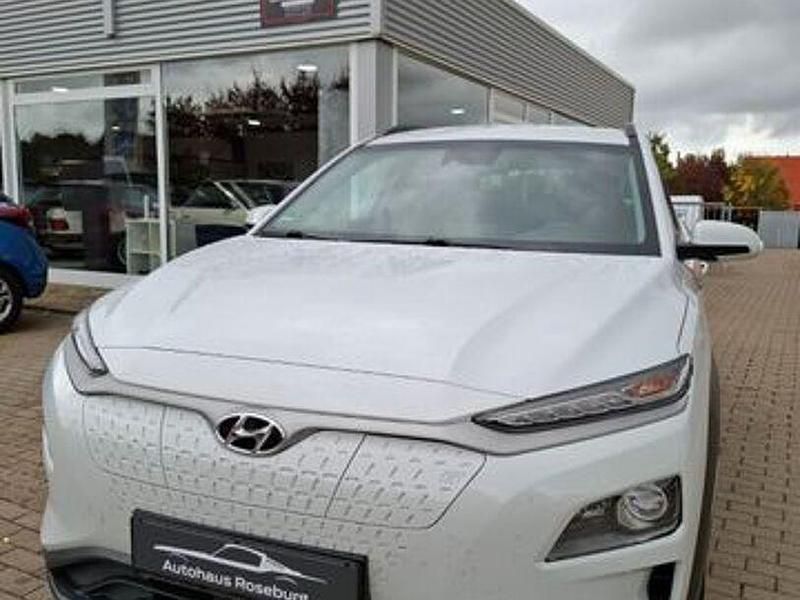 Weiß Gebraucht 2020 Hyundai Kona Style SUV | 19.900 € (Fairer Preis) - Bild 1/4