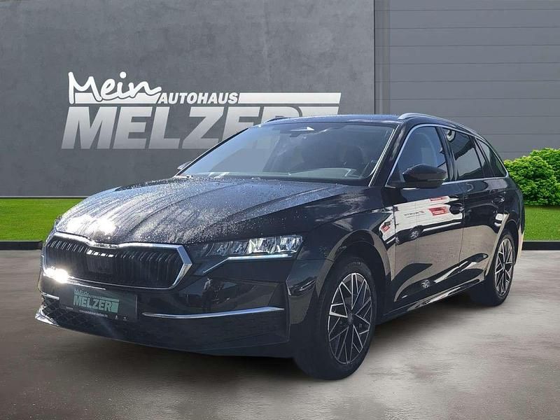 Schwarzmagic perleffekt Neu 2025 Skoda Octavia Tour Kombi | 36.880 € (Teuer) - Bild 1/4