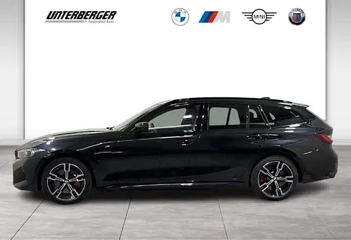 Gebraucht BMW 330e Comfort Edition 292 PS (214 kW) 2025 Schwarz Kombi