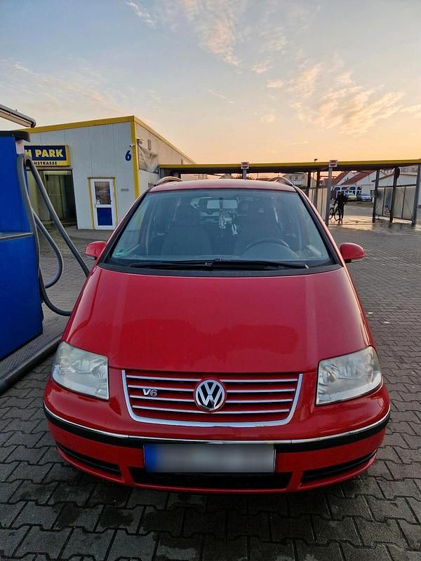 Gebraucht VW Sharan 204 PS (150 kW) 2004 Rot Van / Kleinbus