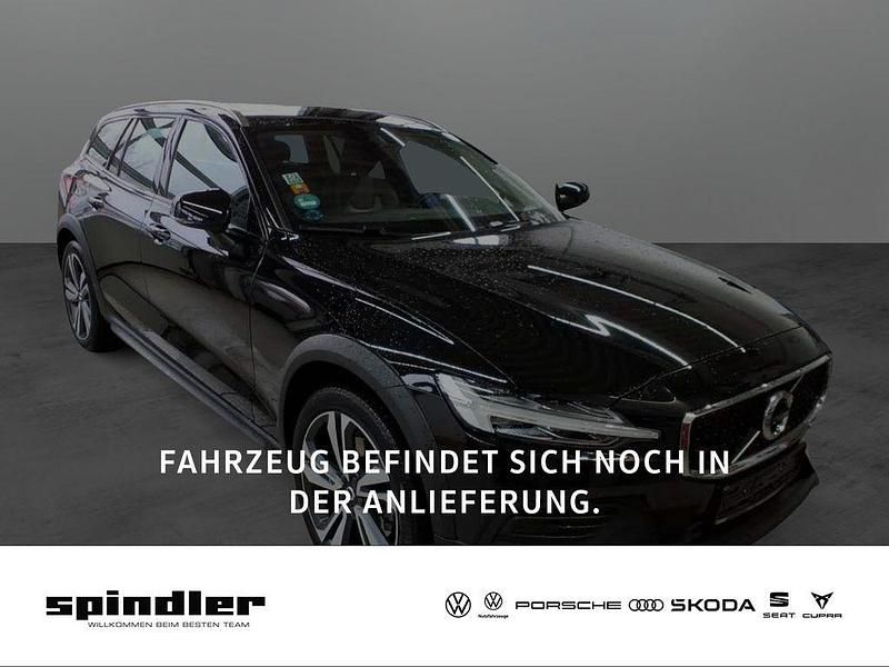 Black solid "stone" / solid Gebraucht 2019 Volvo V60 CC Kombi | 25.980 € (Fairer Preis) - Bild 1/4