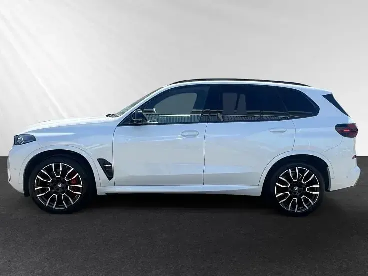Gebraucht BMW X5 M Sport 530 PS (389 kW) 2025 Mineralweiß metallic SUV