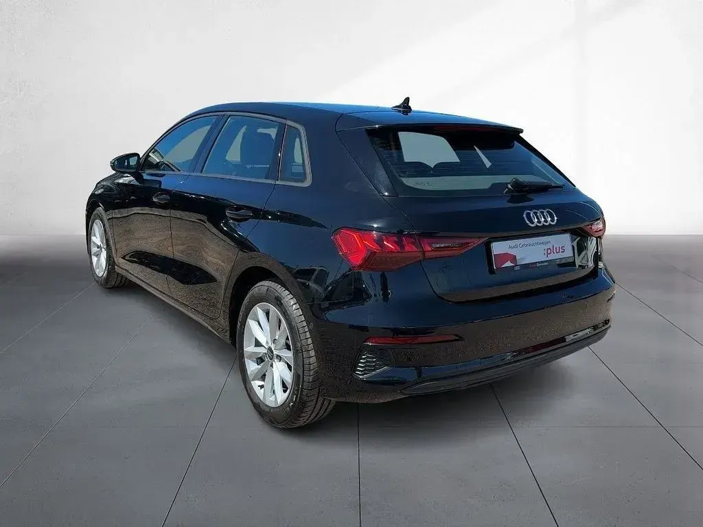 Gebraucht Audi A3 150 PS (110 kW) 2022 Schwarz Limousine