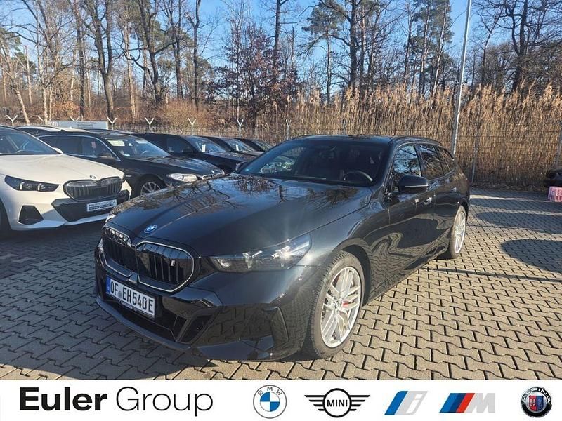 Gebraucht BMW i5 Performance 250 kW (340 PS) 2026 Black sapphire metallic Kombi