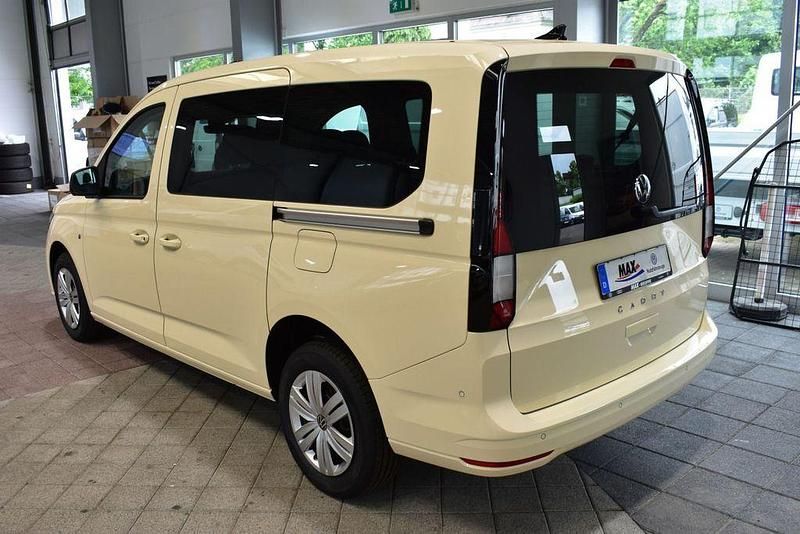 Neu VW Caddy Maxi 122 PS (89 kW) 2025 Beige Van / Kleinbus