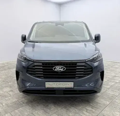 Usado Ford Transit Custom 150 HP (110 kW) 2024 Azul Sedan