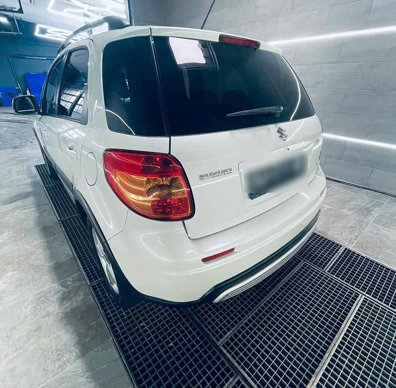 Gebraucht Suzuki SX4 107 PS (78 kW) 2007 Weiß