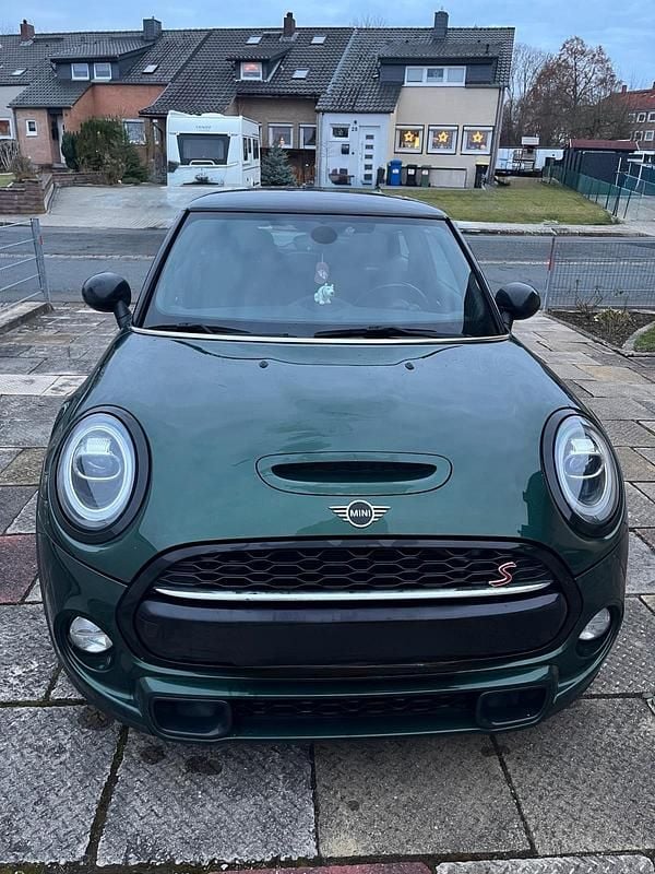 Grün Gebraucht 2018 Mini Cooper S Kleinwagen | 18.500 € (Fairer Preis) - Bild 1/4