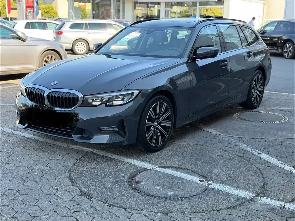 Gebraucht BMW 320 Sport Line 190 PS (139 kW) 2020 Grau Kombi