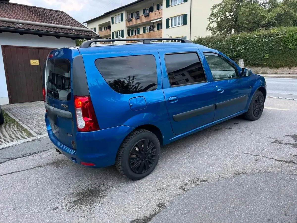 Używany Dacia Logan 105 KM (77 kW) 2009 Niebieski Kombi