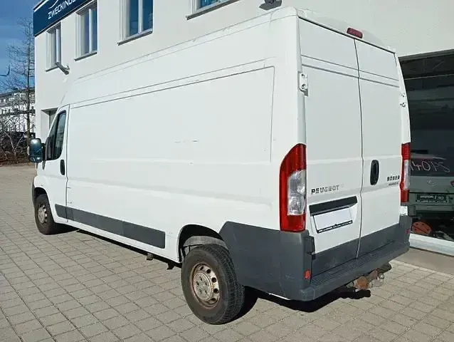 Gebraucht Peugeot Boxer Avantage 131 PS (96 kW) 2014 Weiß Van