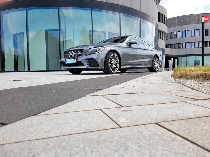 Gebraucht Mercedes C180 AMG 156 PS (114 kW) 2020 Grau Coupé