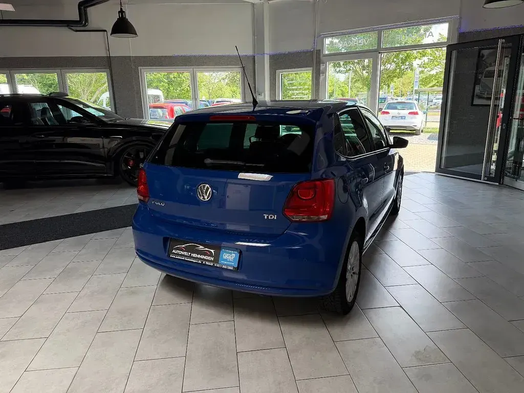 Gebraucht VW Polo Life 75 PS (55 kW) 2013 Meerblau Kleinwagen