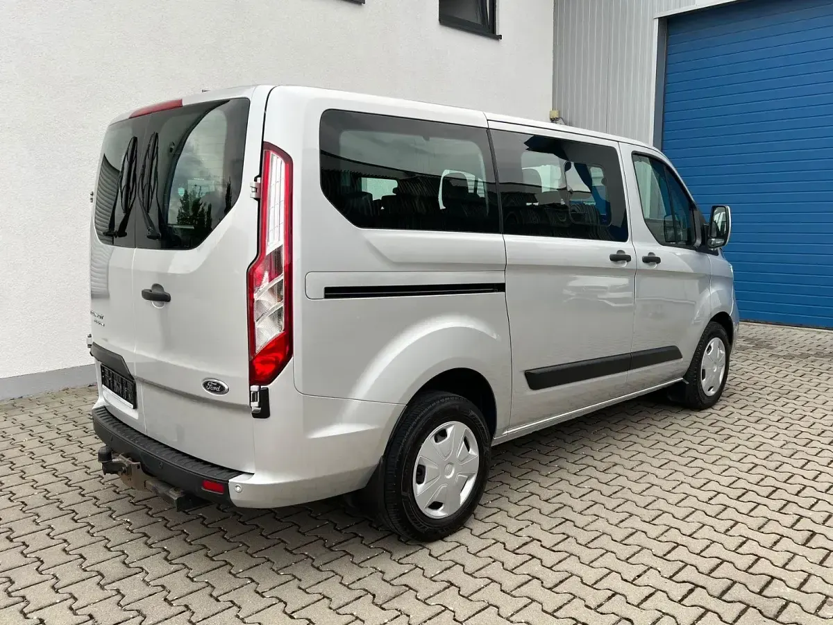 Gebraucht Ford Transit Custom Trend 105 PS (77 kW) 2020 Silber Van / Kleinbus