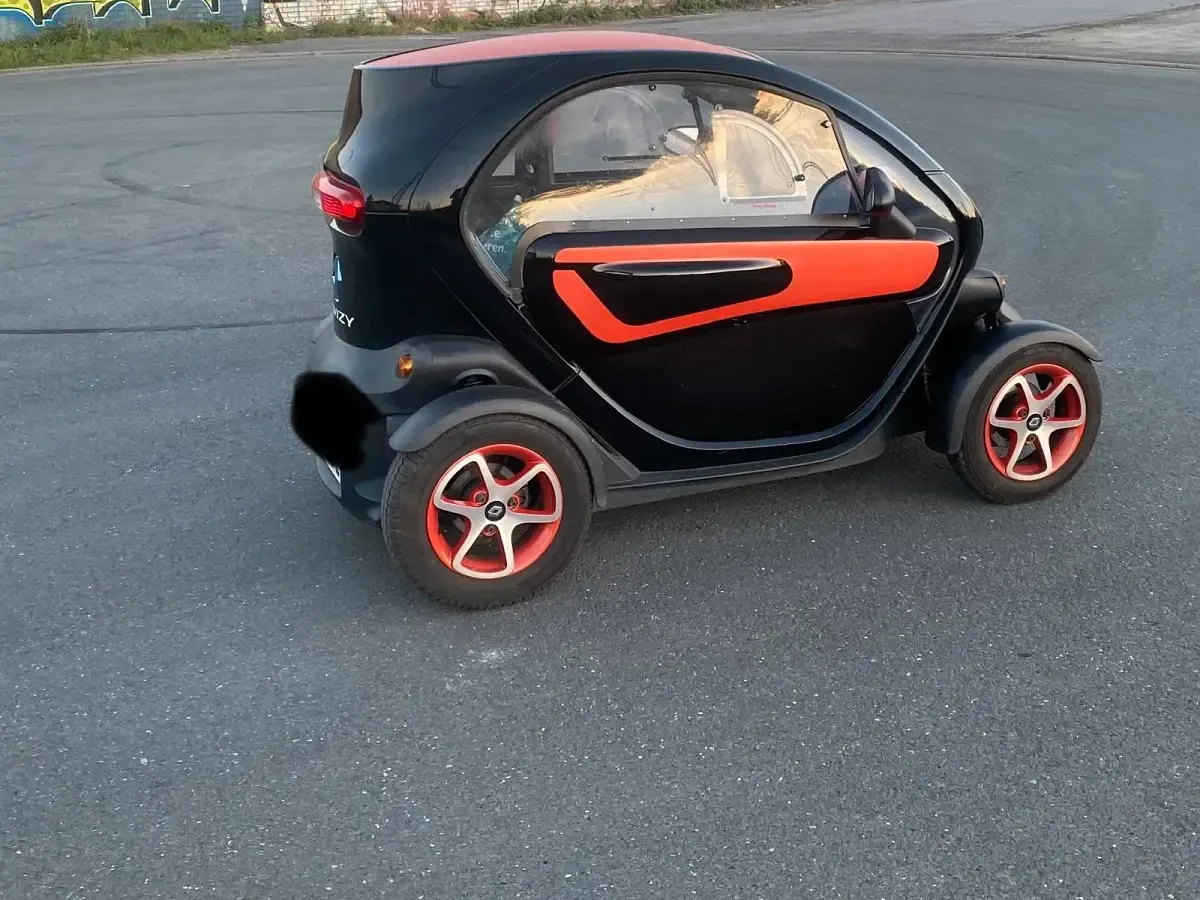 Gebraucht Renault Twizy 12 kW (17 PS) 2013 Schwarz Kleinwagen