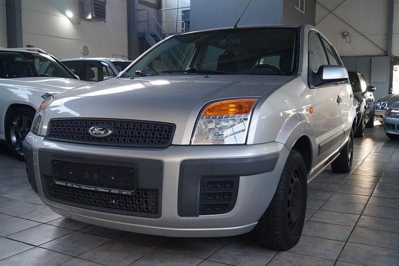 Gebraucht Ford Fusion Style 80 PS (58 kW) 2008 Silber Kleinwagen