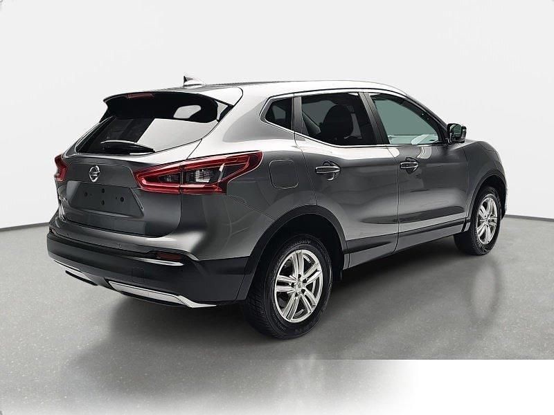 Gebraucht Nissan Qashqai N-Connecta 163 PS (119 kW) 2017 Metallic SUV