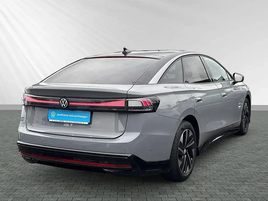 Gebraucht VW ID.7 Pro 210 kW (286 PS) 2024 Grau Limousine