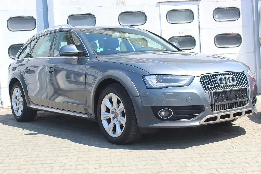 Gebraucht Audi A4 Allroad 177 PS (130 kW) 2014 Monsungrau metallic Kombi