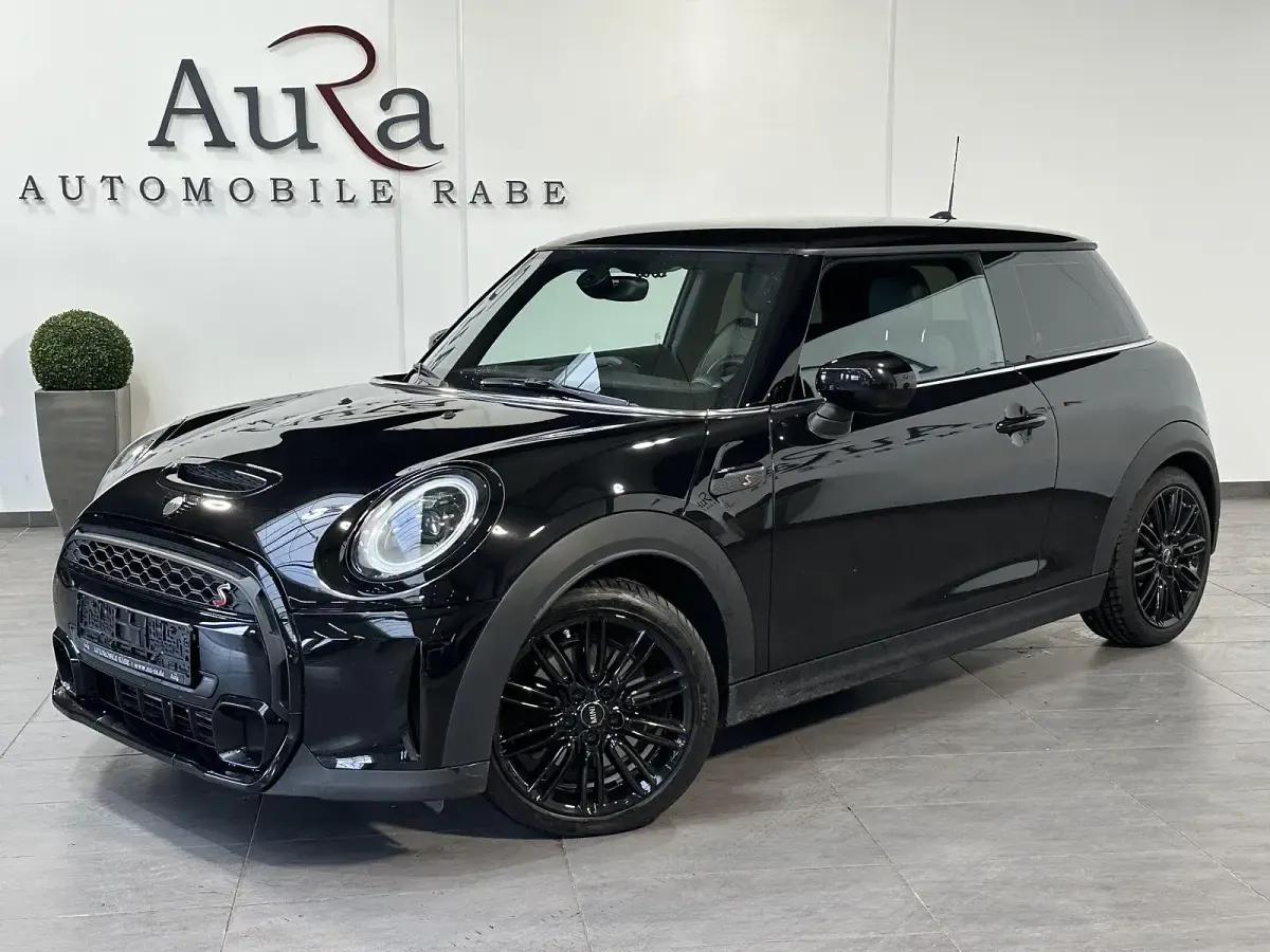 Gebraucht Mini Cooper S Classic 178 PS (130 kW) 2022 Schwarz Kleinwagen