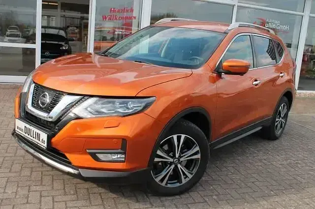 Gebraucht Nissan X-Trail N-Connecta 177 PS (130 kW) 2018 Orange SUV