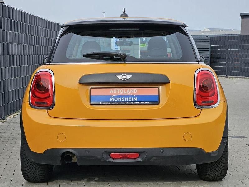 Gebraucht Mini ONE Salt 110 PS (80 kW) 2016 Orange Kleinwagen