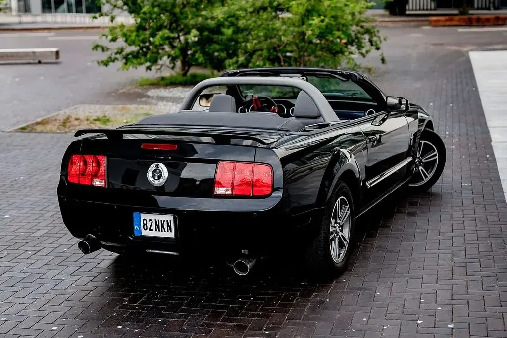 Gebraucht Ford Mustang 213 PS (156 kW) 2006 Silber