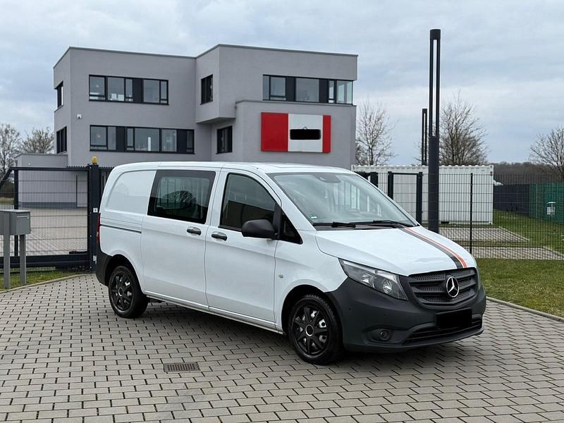Gebraucht Mercedes Vito 114 PS (83 kW) 2016 Weiß Van