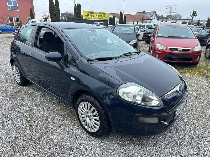 Gebraucht Fiat Punto Pop 69 PS (50 kW) 2011 Blau Kleinwagen