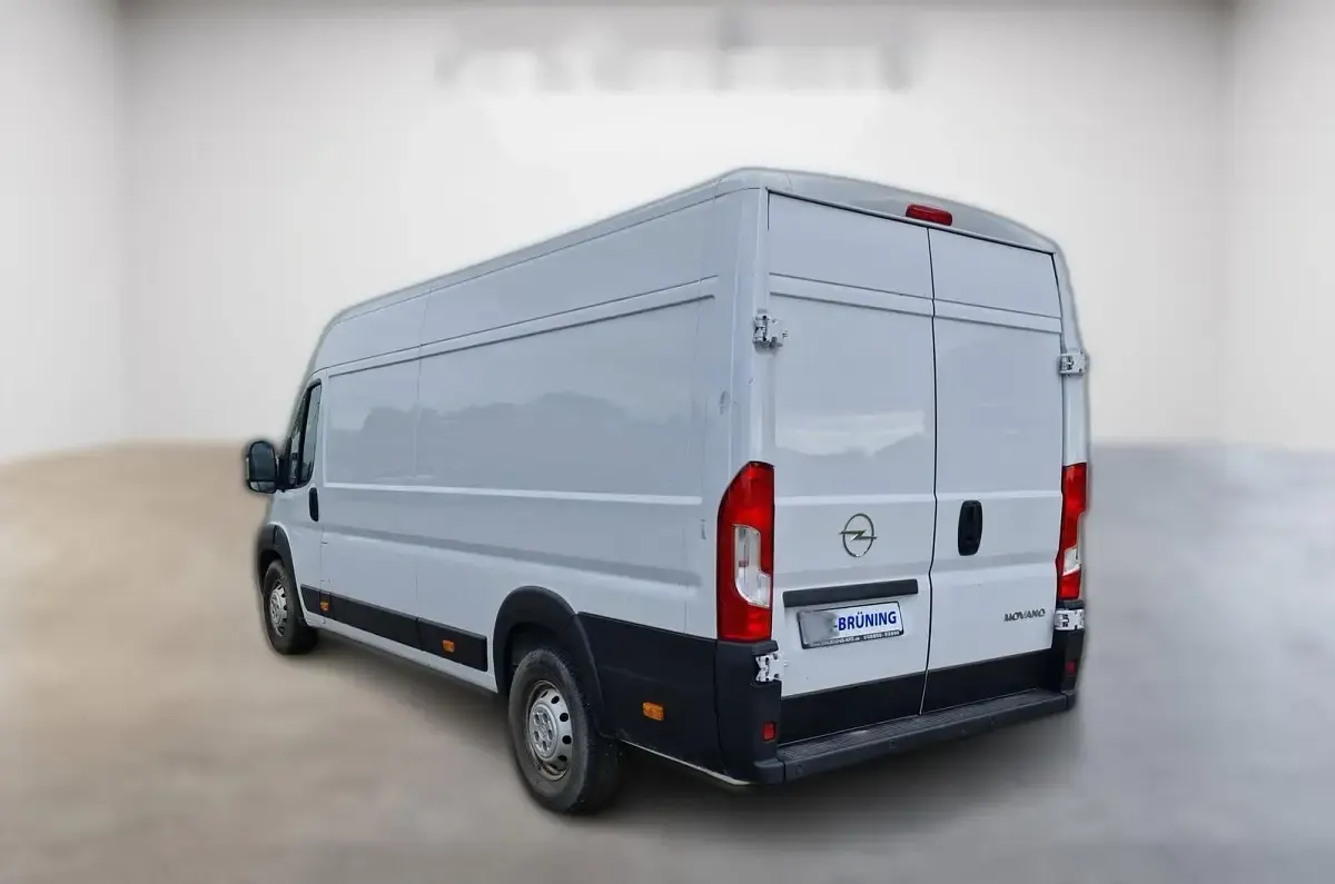 Gebraucht Opel Movano 165 PS (121 kW) 2024 Weiß Van