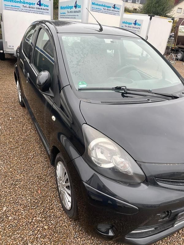 Gebraucht Toyota Aygo 68 PS (50 kW) 2014 Kleinwagen