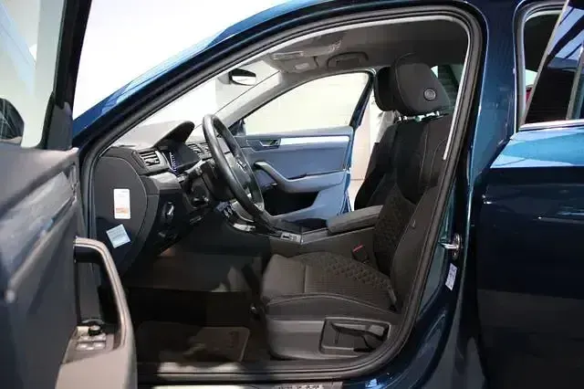 Gebraucht Skoda Superb Ambition 190 PS (139 kW) 2022 Blau Limousine