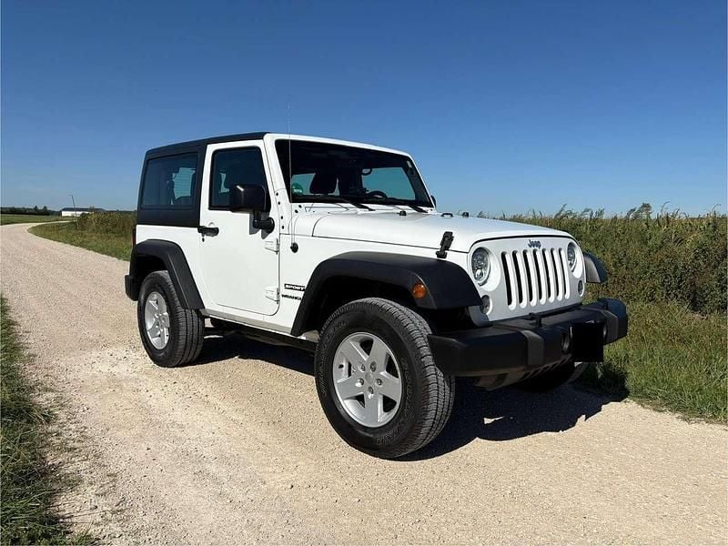 Weiß Gebraucht 2018 Jeep Wrangler Sport SUV | 32.900 € - Bild 1/4