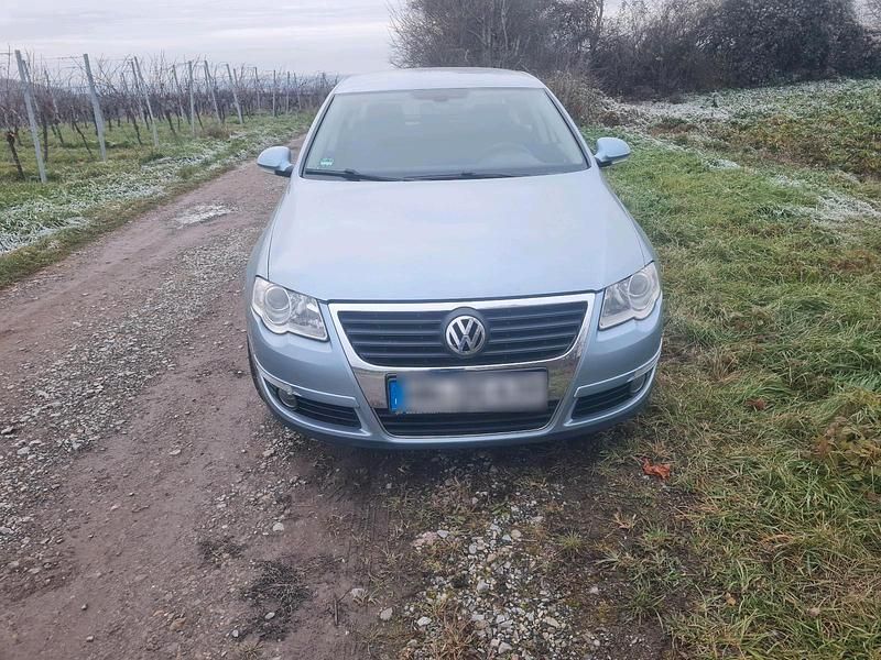 Gebraucht VW Passat 115 PS (84 kW) 2005 Blau Limousine