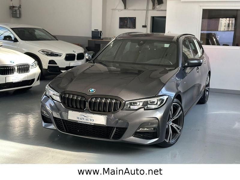 Grau Gebraucht 2022 BMW 320 M Sport Limousine | 21.799 € (Superpreis) - Bild 1/4