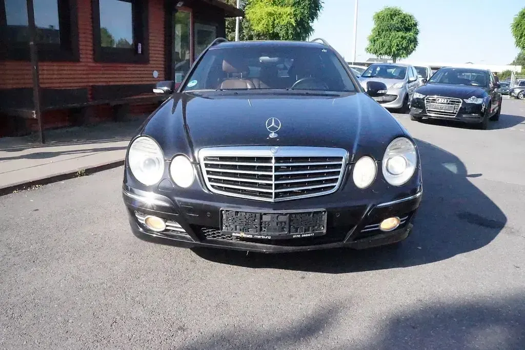 Gebraucht Mercedes E320 224 PS (164 kW) 2008 Schwarz Kombi